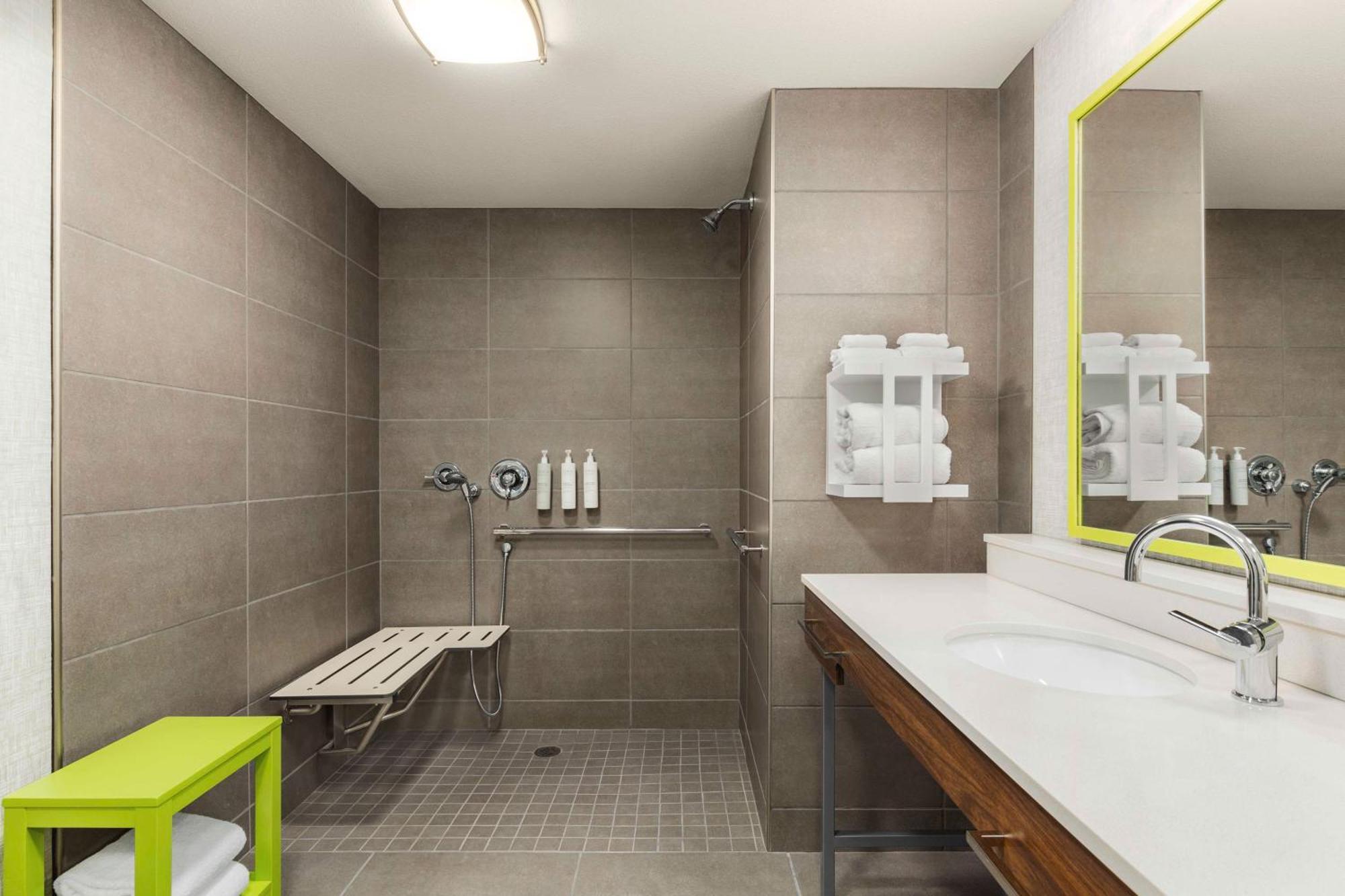 Hampton Inn & Suites Oroville Bagian luar foto